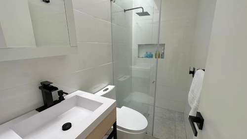 Casa Remodelada En Serramonte