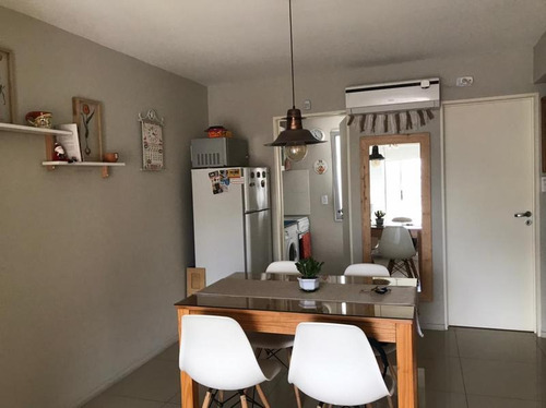 Imagen 6 de 12 de Departamento De Un Ambiente En Venta, Moron Norte