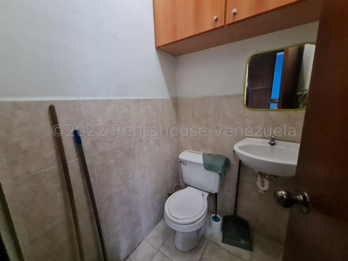 Imagen 6 de 30 de Edificio Comercial En Venta En Zona Este Barquisimeto Lara ++23-1117 */ M.c T. N° +0-4-2-4- 5.5.6. 5.7. 5.9 *--**