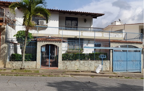 Casa/venta/macaracuay/4hb +1hb Ser/3b +1b/4pe 340m2 T Y 200m2 C