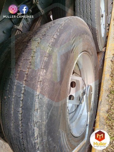 Mercedes Benz L 1318 Modelo 2010 Balancin Con Caja Y Equipo.