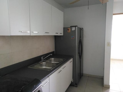 Imagen 6 de 14 de Venta De Apartamento En Ph Aquazul, Bellavista 18-3321