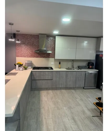Vendo Casa En El Poblado