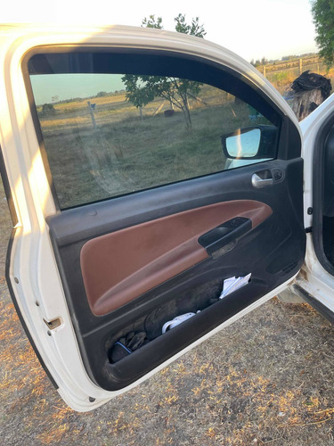 Imagen 9 de 24 de Volkswagen Saveiro 2022 1.6 Cross Gp Cd 101cv