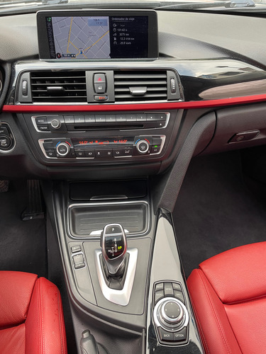 BMW Serie 3 2.0 328ia Sport Line At