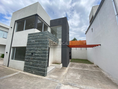 Imagen 2 de 13 de Dúplex En Venta De 2 Dormitorios C/ Cochera En Ituzaingó Norte