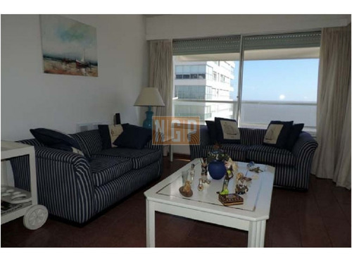 Sobre Mansa Apartamento - Ref: 15429