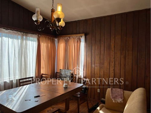Arriendo Casa En Excelente Ubicación A Pasos De C...