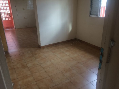 Casa Para Alugar Na Rua Professor Diogo Pires Correa, Centro, Osasco - Sp - Liv-10323