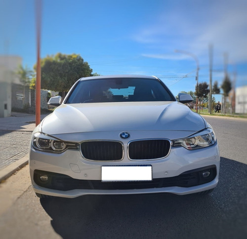 Bmw 320i Sedan Executive