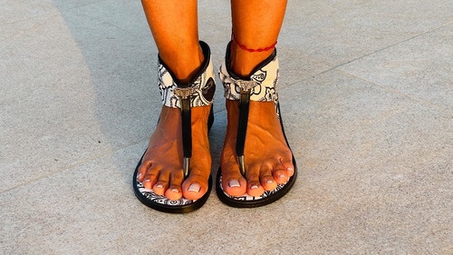 Imagen 7 de 10 de Sandalias Te Para Tres De Diseño Modelos Exclusivos Blanca