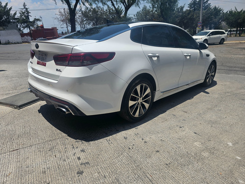 Kia Optima 2.0 L Turbo Gdi Sxl At