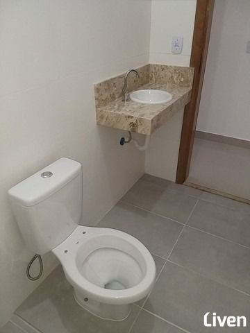 Imagem 10 de 15 de Casa Nova Assobradada 2 Suítes, 2 Vagas Cobertas No Jardim Oriente - 8413