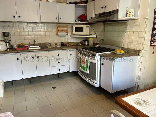 Comodo Y Amplio Apartamento En Venta En El Marques Smb 24-12752 Yy