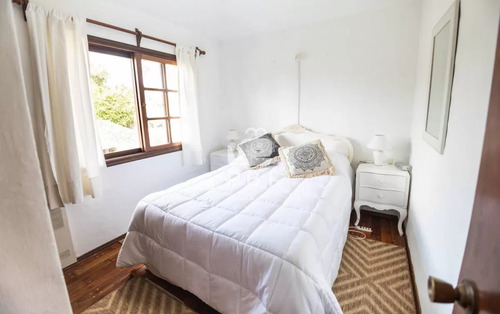 Venta De Casa 7 Dormitorios Playa Mansa - Ref : Pbi12802
