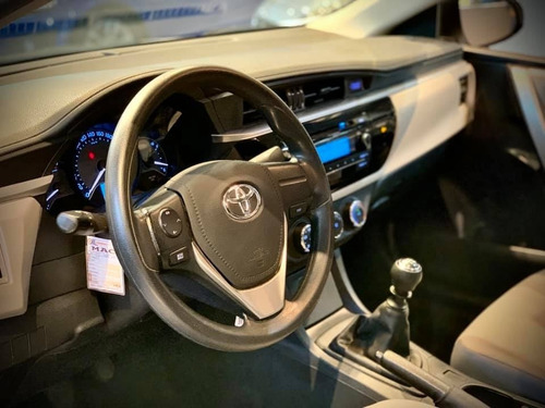Toyota Corolla Xli 1.8n 2015 60.000km Blanco