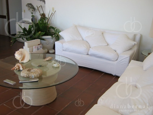 Venta Apartamento En Manantiales, 3 Dormitorios - Ref: 54416