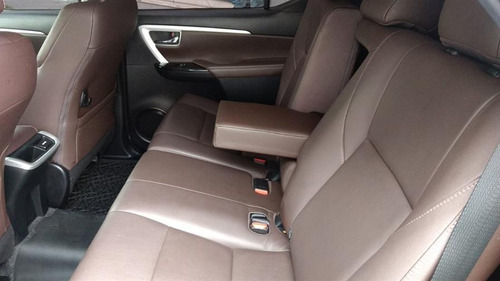 Toyota Hilux Sw4