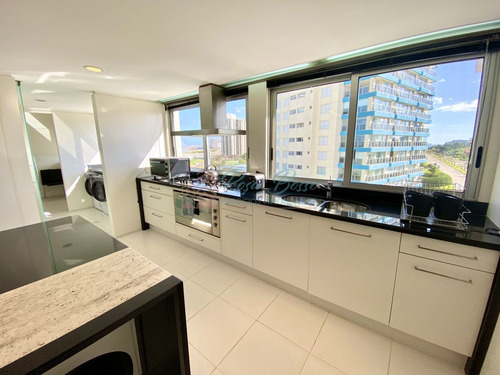 Imagen 24 de 30 de Apartamento En Venta Con Vista A Playa Brava