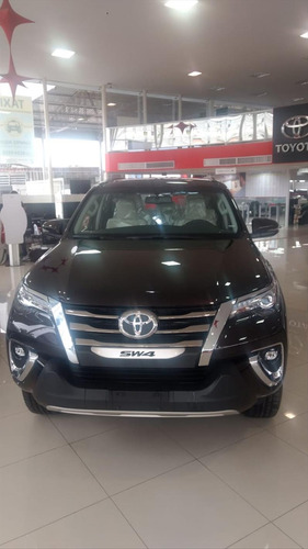 Toyota Hilux Sw4 2.8 Srx Diamond 4x4 7 Lugares 16v Turbo Int
