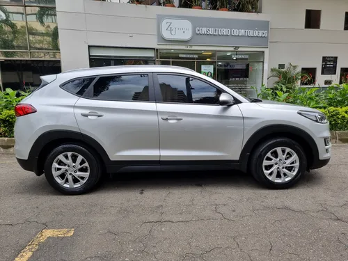 Hyundai Tucson 2.0 Advance 4X2 At
