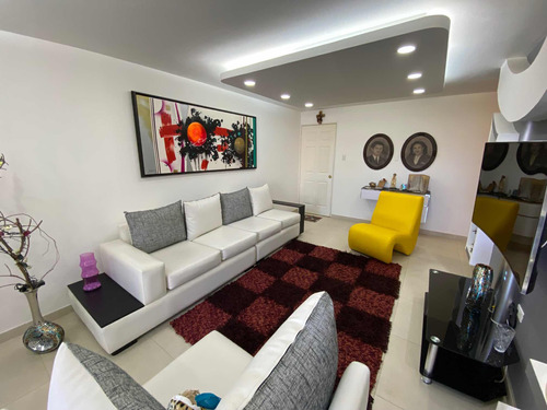 Apartamento En Residencia Arboleda Edif Roble Piso 5 - 89m2