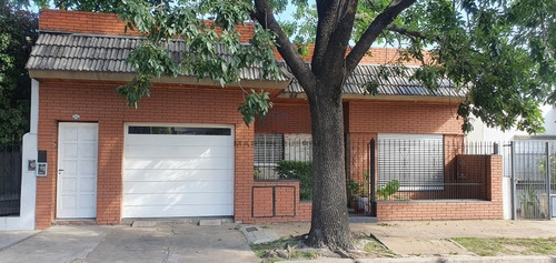 Imagen 1 de 14 de Venta Casa 4 Ambientes En Aldo Bonzi