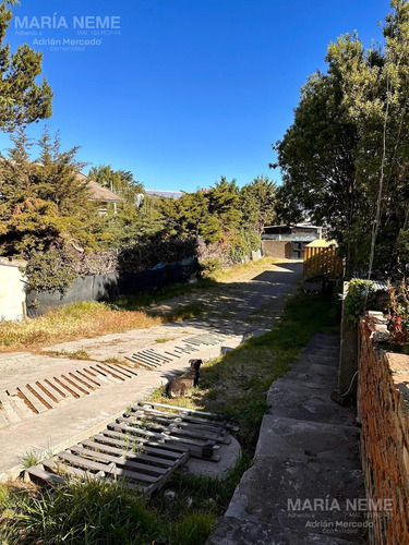 Terreno Para Desarrollo, Calle Martin Fierro, Zona Ñireco