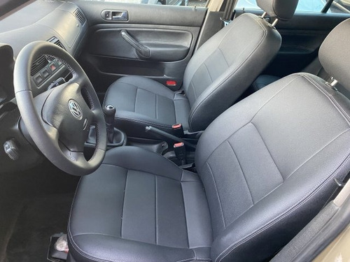Imagem 8 de 13 de Golf 1.6 Mi 8v Gasolina 4p Manual