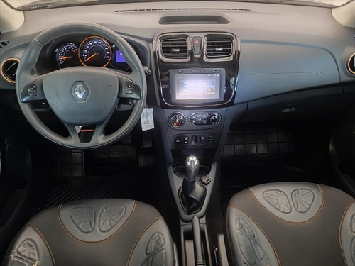 Imagem 10 de 12 de Sandero 1.6 Stepway 8v Flex 4p Manual