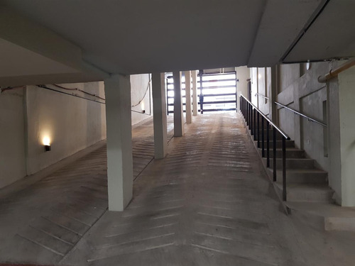 Imagen 13 de 25 de Parking Garage Cochera Flores 3 Subsuelos Pavillon San José