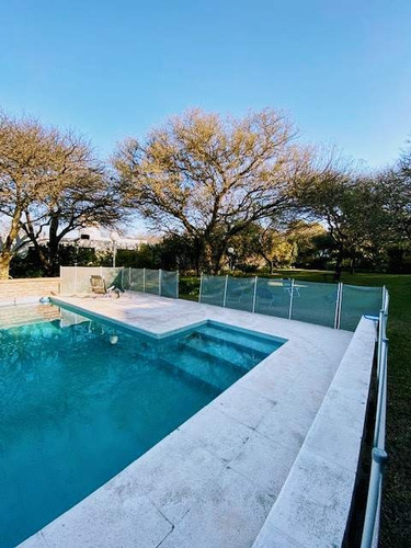 Imagen 15 de 18 de Casa En Venta,el Bosque, Tres Dormitorios Zona Norte, Córdoba