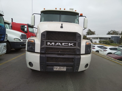 Imagen 2 de 14 de Tracto Camion Mack Anthem, 2020, Seminuevo, Mecanico