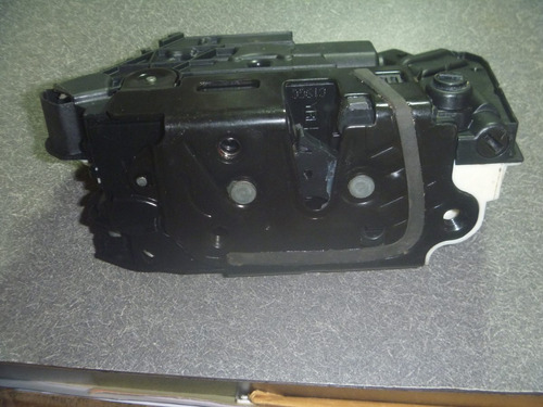 Vendo Cerradura Trasera Derecha  Vw Tiguan, # 5n0 839 016 G