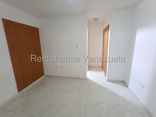 Apartamento En Venta En El Bosque Valencia Carabobo Piso Bajo Planta Total Edificio Moderno