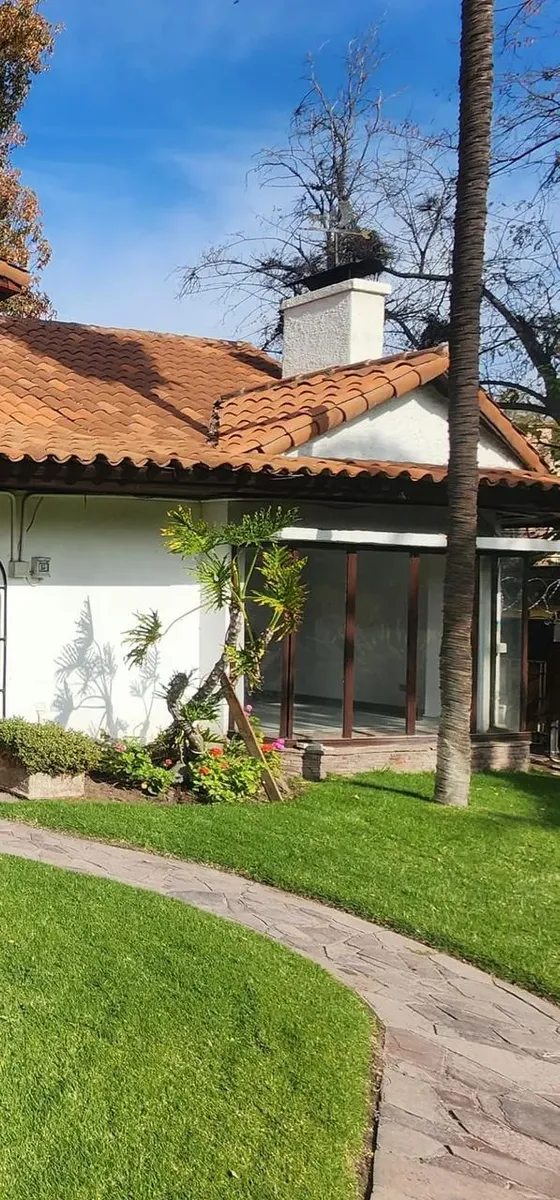 Imagen 3 de 11 de Venta Casa Amplia En Principe De Gales, La Reina
