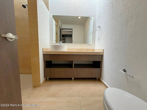 Condominio Inspira Zibata Casa Ubicada En Esquina De 223 M2 Con 3 Recamaras Y Con Cuarto De Servicio Qh745*25