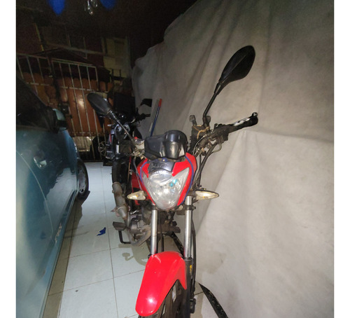 Moto Andando Y Al Día Sin Partes Ni Multas Detalles Minimos