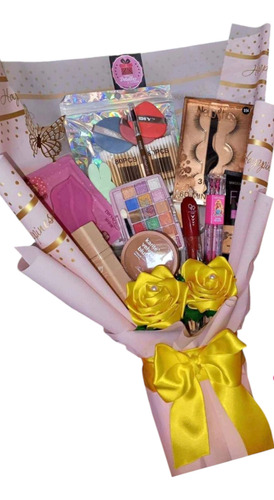 Ramo De Maquillaje Con Rosas Eternas