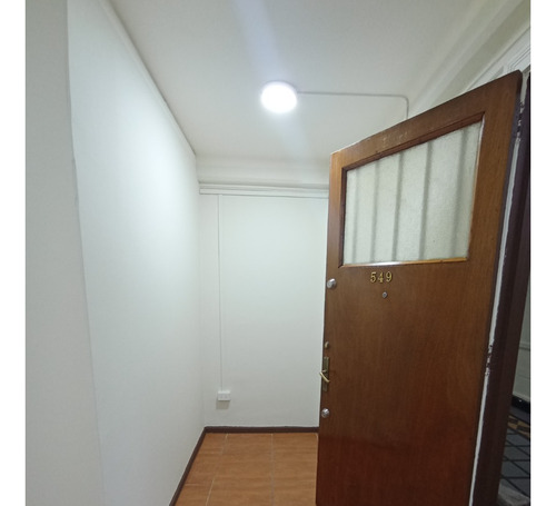 Oficina Paseo Matias Cousiño De 24 M2 Se Vende