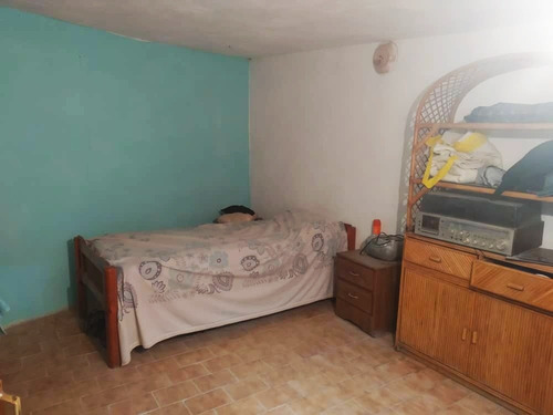 Imagen 9 de 12 de Casa En Venta Punta Brava Calle Guaicaipuro Oeste Los Teques