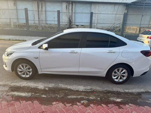 Chevrolet Onix plus 1.0 Lt 4p