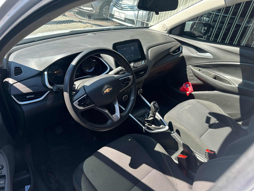 Chevrolet Onix plus 1.0 Lt 2 4P