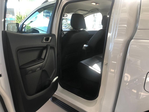 Imagen 18 de 20 de Ford Ranger Limited 3.2 Automatica 4x4