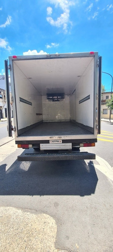 Mercedes Acelo 815