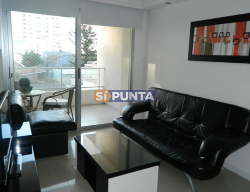 Imagen 2 de 9 de Apartamento En Alquiler