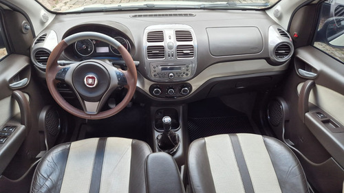 Fiat Grand Siena 1.6 16v Sublime Flex 4p