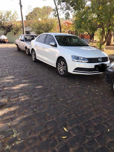 Volkswagen Jetta 2015 2.0 Comfortline Flex Aut 4p