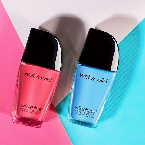Wild Shine Nail Color Wet N Wild Color Putting on Airs