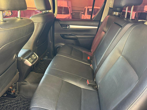 Toyota Hilux SW4 Hilux 2.8 Srv 4x4 Cd 16v Diesel 4p Automatico